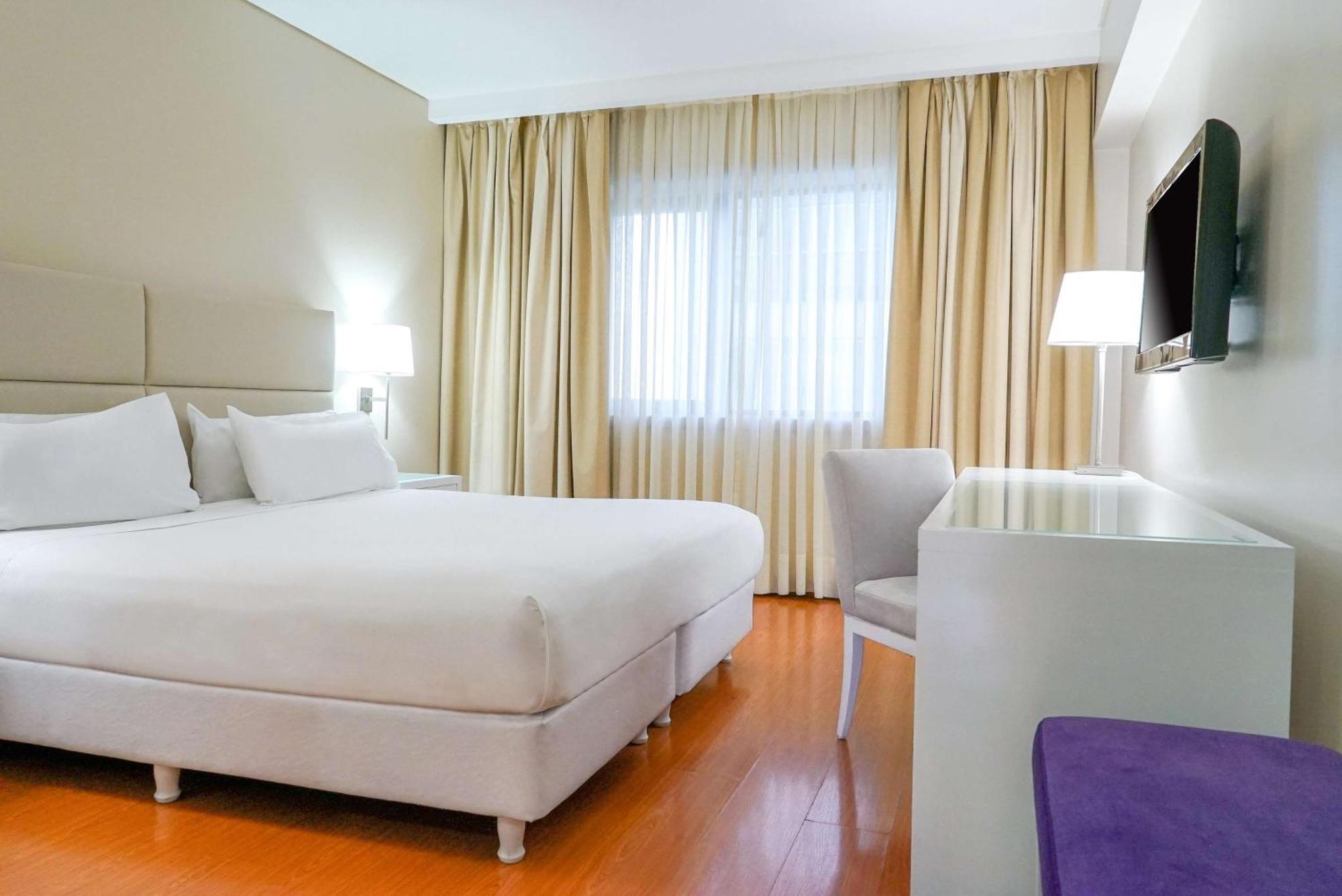 Nh Mendoza Cordillera Hotel Bagian luar foto