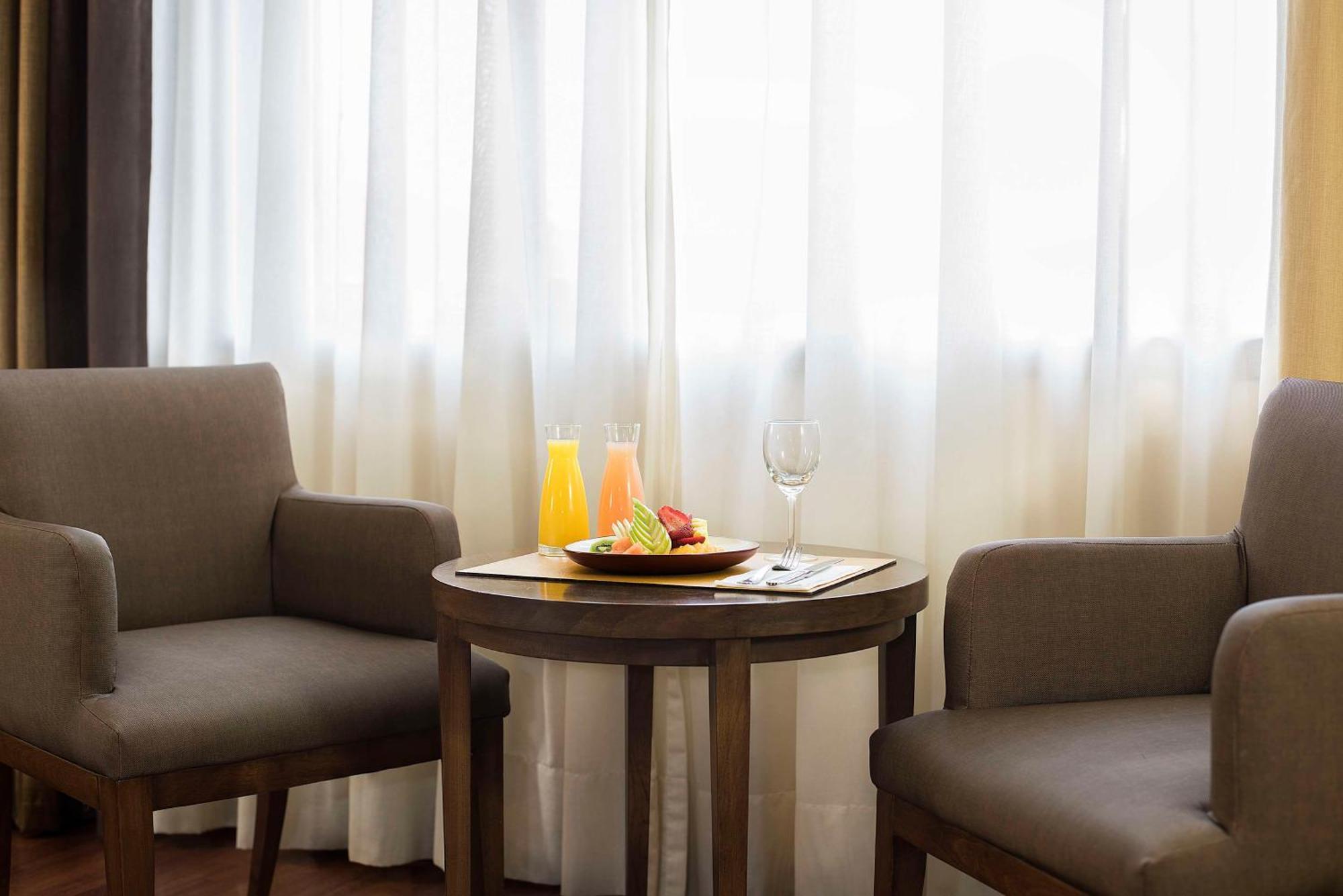 Nh Mendoza Cordillera Hotel Bagian luar foto